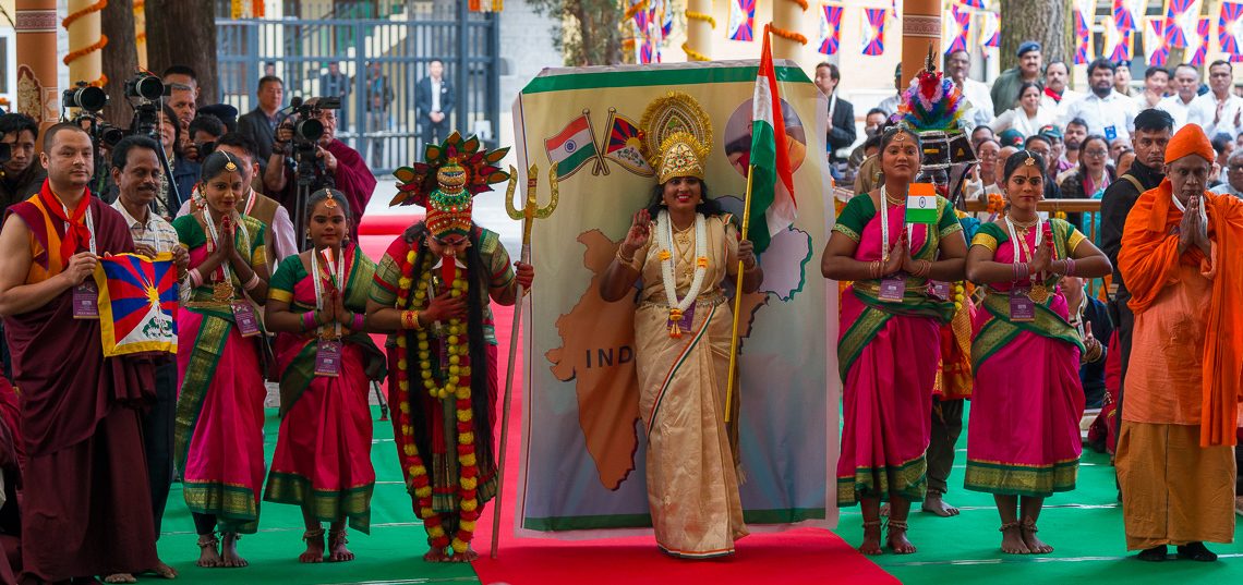 Oraciones de larga vida ofrecidas por el Grupo Central de Apoyo a la Causa del Tíbet en la India