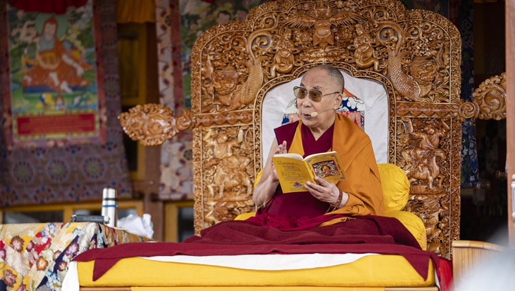 Su Santidad el Dalái Lama durante su enseñanza en Padum, Zanskar, J&K, India el 22 de julio de 2018. Foto de Tenzin Choejor
