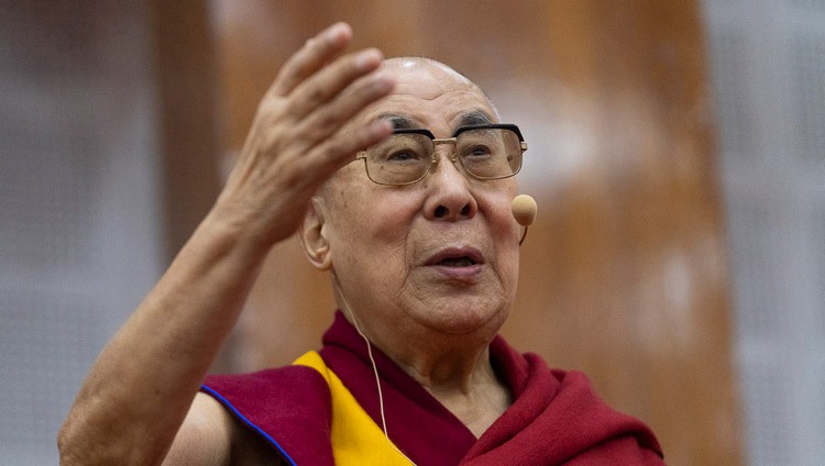Su Santidad el Dalái Lama respondiendo a una pregunta de la audiencia durante su charla en la Academia Judicial de Bihar en Patna, Bihar, India el 18 de enero de 2020. Foto de Lobsang Tsering