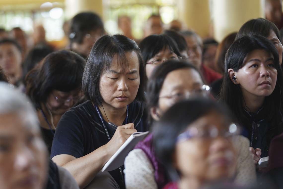 Algunas de las más de 1100 personas de Taiwán que asistieron a la enseñanza de Su Santidad el Dalái Lama en el Templo Principal Tibetano en Dharamsala, HP, India, el 3 de octubre de 2019. Foto de Ven Tenzin Jamphel