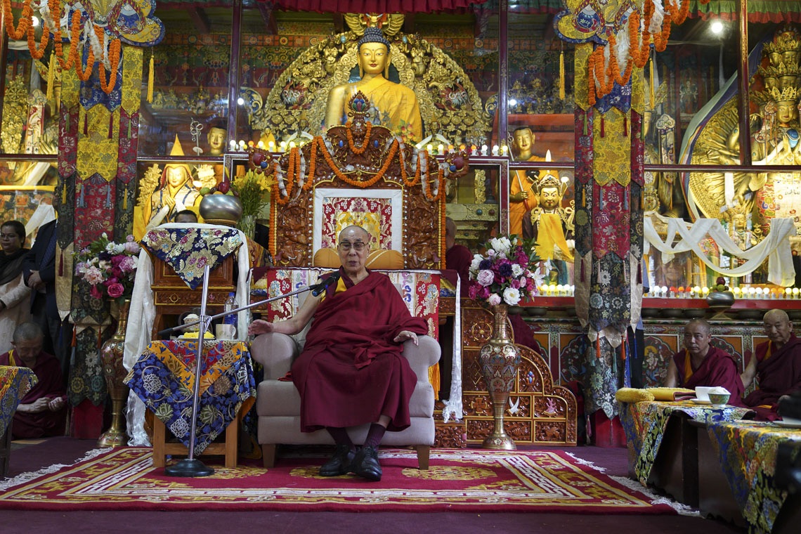Su Santidad el Dalái Lama hablando en el Monasterio Ön Ngari durante las ceremonias de su llegada a Manali, HP, India, el 10 de agosto de 2019. Foto de Lobsang Tsering