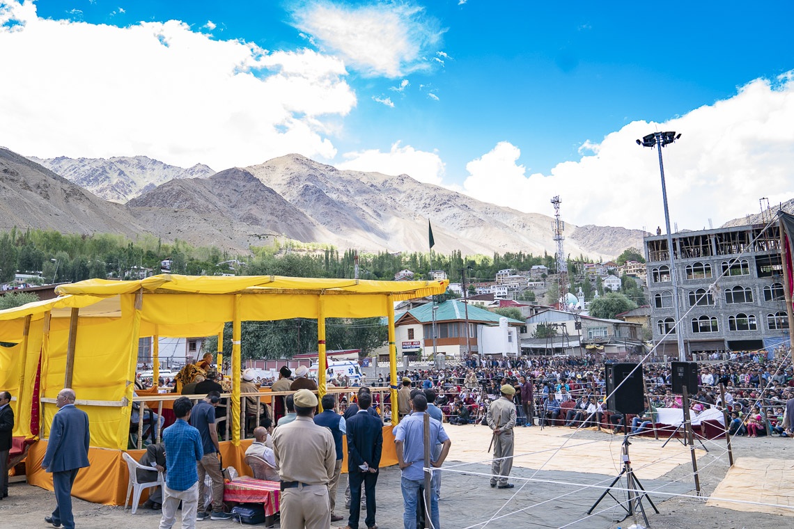 Una vista del Parque Hussaini durante la charla de Su Santidad el Dalái Lama en Kargil, Ladakh, J&K, India el 25 de julio de 2018. Foto de Tenzin Choejor
