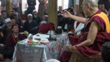 Peregrinación con énfasis en la armonía religiosa