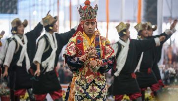 Danza del Ritual de Ofrecimiento antes de la Iniciación de Kalachakra