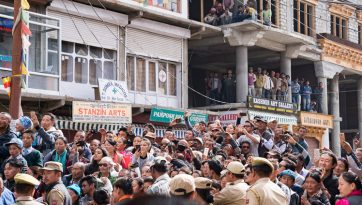 Peregrinación al Jokhang de Leh