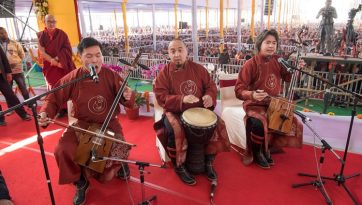 Empoderamiento de Avalokiteshvara y Ofrenda de Larga Vida.