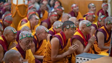 Empoderamiento de Avalokiteshvara, Señor del Mundo