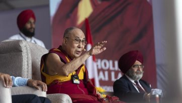 Celebración del 550 Aniversario de Guru Nanak en la Universidad de Chandigarh
