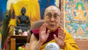 Retransmisión por Internet de un empoderamiento de Avalokiteshvara