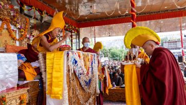 Oraciones por la larga vida de Su Santidad el Dalái Lama