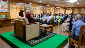 Reunión con líderes empresariales y profesionales de la India, Vietnam y Rusia