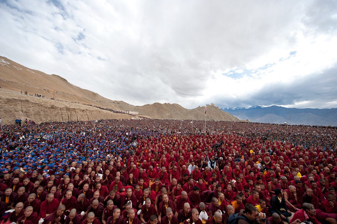 2010 09 13 8 Crowd Gathered For Prayer Lamdon School Leh 25000 People Gathered