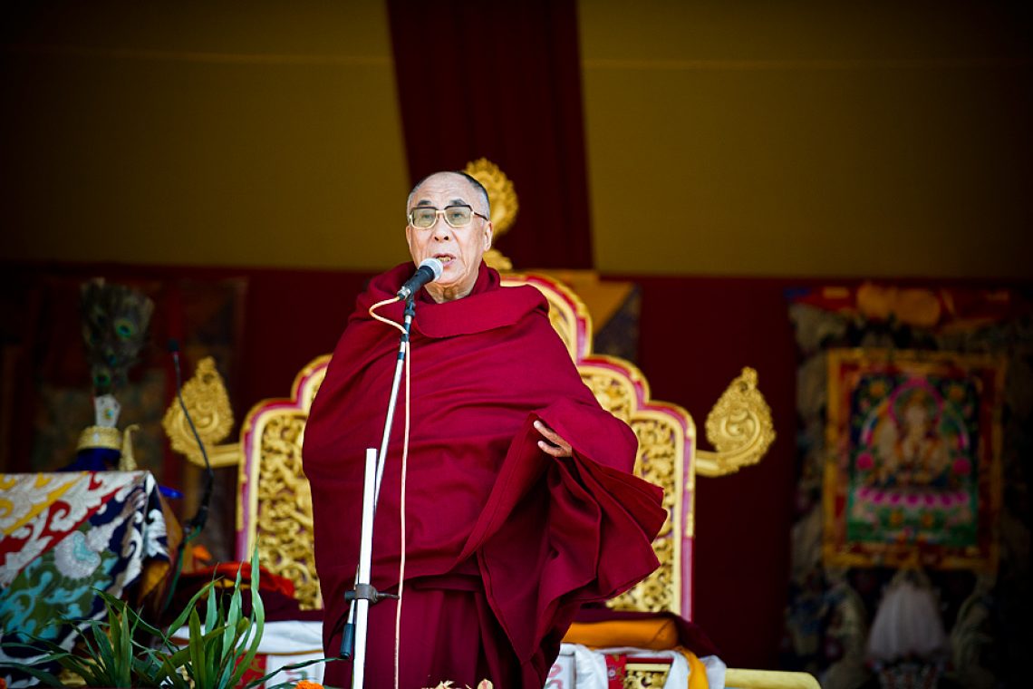 Gantok Day3 05 Hh Talk Local Tibetans Kalimpong