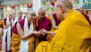 Ordenación de monjes y monjas novicios en Dharamsala