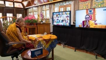 Alabanza al Surgimiento Dependiente y Tratado Abreviado sobre las Etapas del Camino a la Iluminación