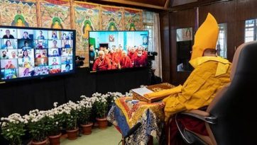 Ornamento a los Sutras